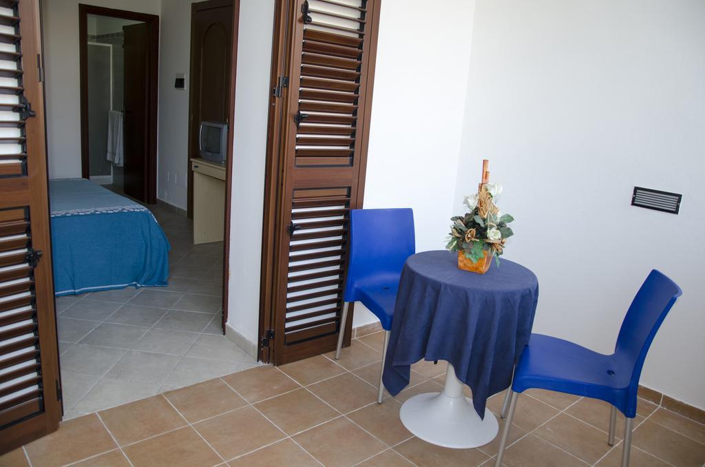 Lampedusa Hotel Room photo